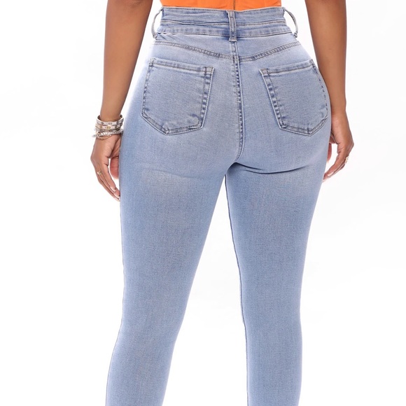 NWT FASHION NOVA STRETCHY HIGH WAISTED JEANS 27 - Picture 4 of 6